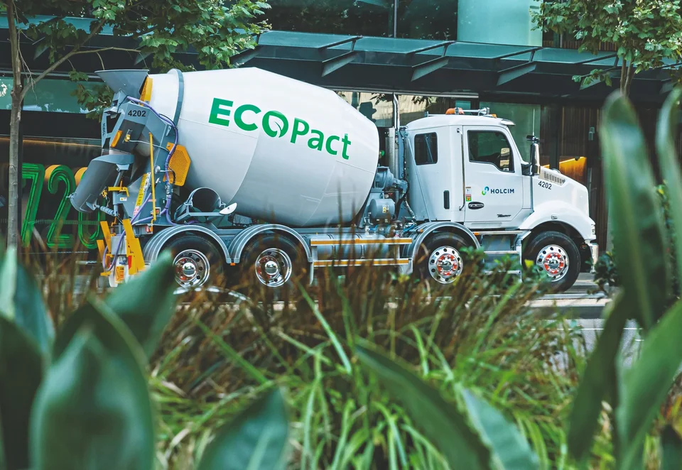 56756_holcim_ecopact_2021_0072_melbourne_isocv2_notag-1-1.webp